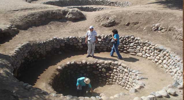 ica-nazca-y-sus-enigmaticas-lineas-tour-terreste